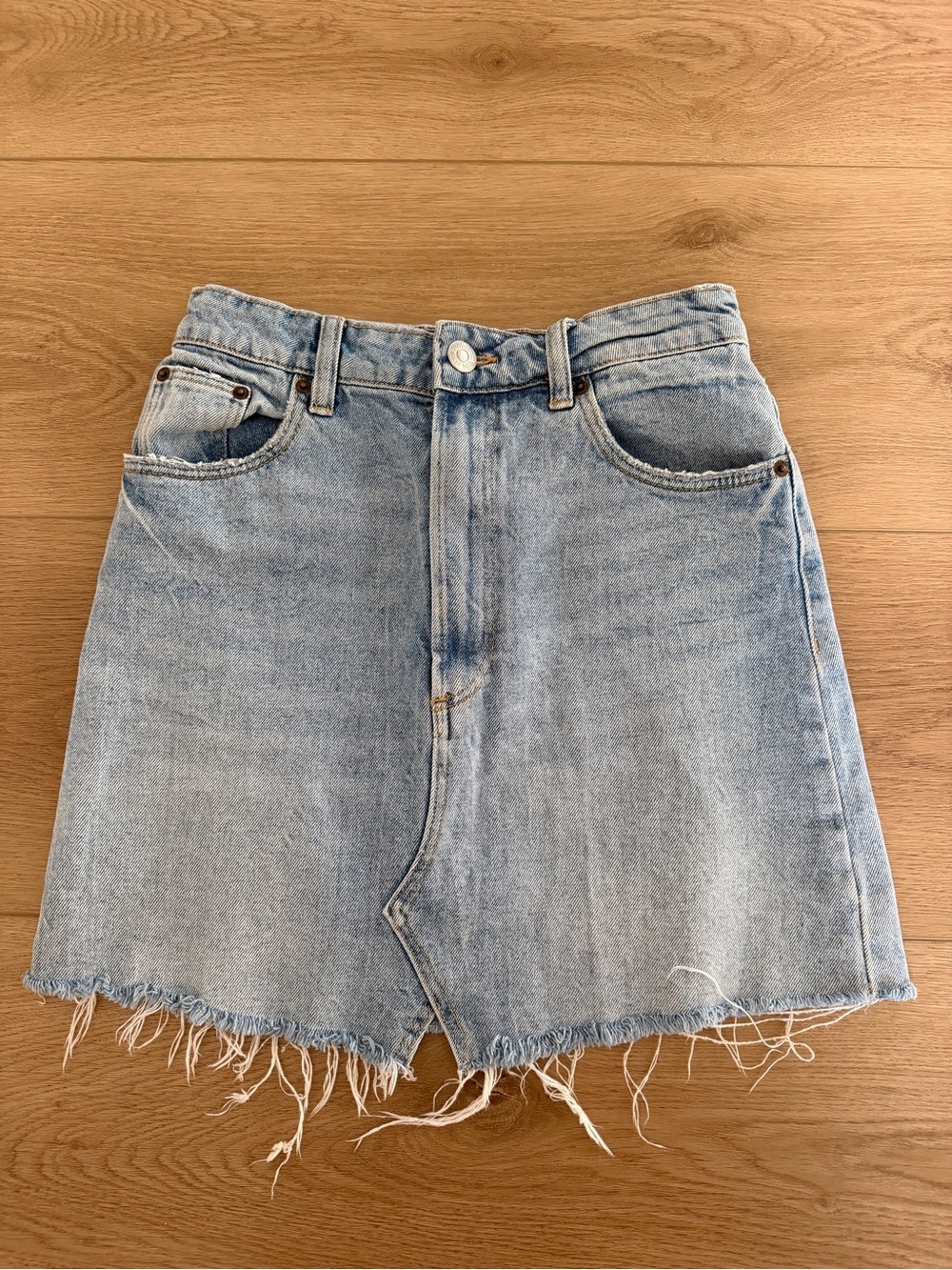 Zara Light Blue Denim Mini Skirt with Frayed Hem